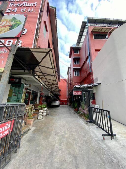 Ratanawong Place 516 Bangkok Buitenkant foto